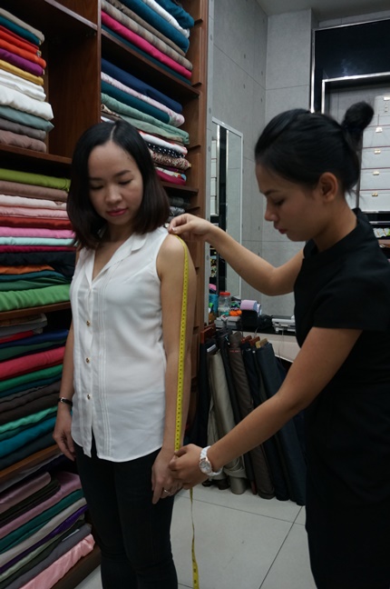 may đo áo vest nữ